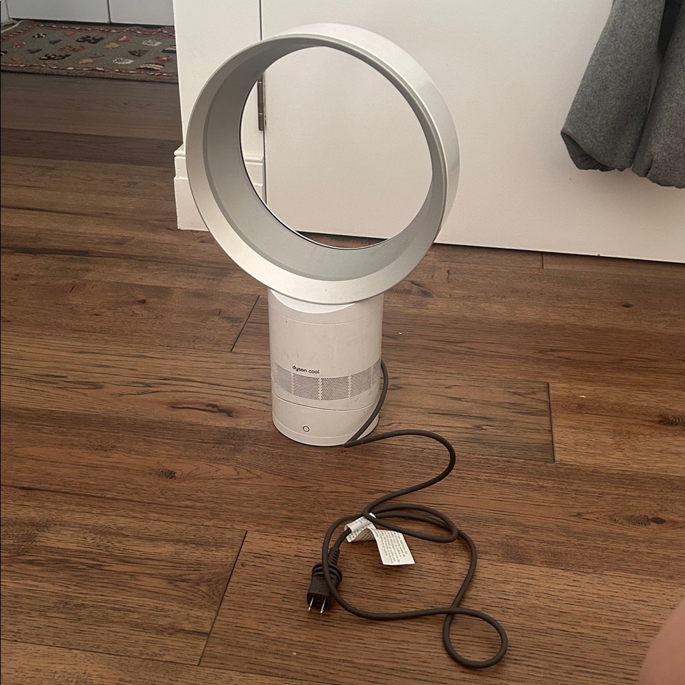 Dyson fan